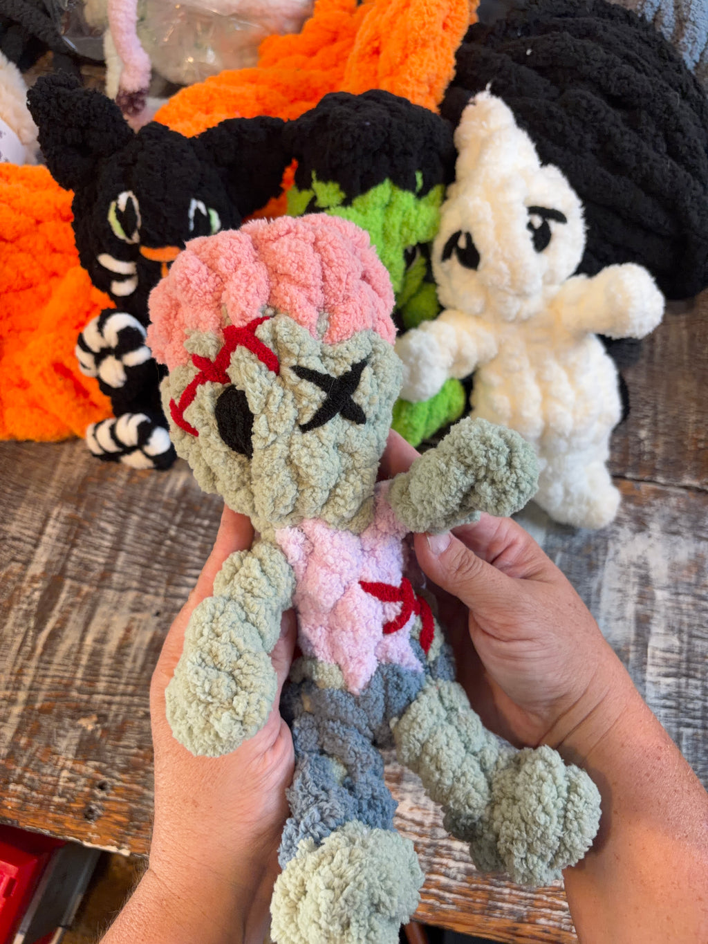 Nibbles the Chunky Zombie Pattern + Video Tutorial | Advanced Hand Knit Halloween Stuffie | Teeny Chunky Ghoul Pals