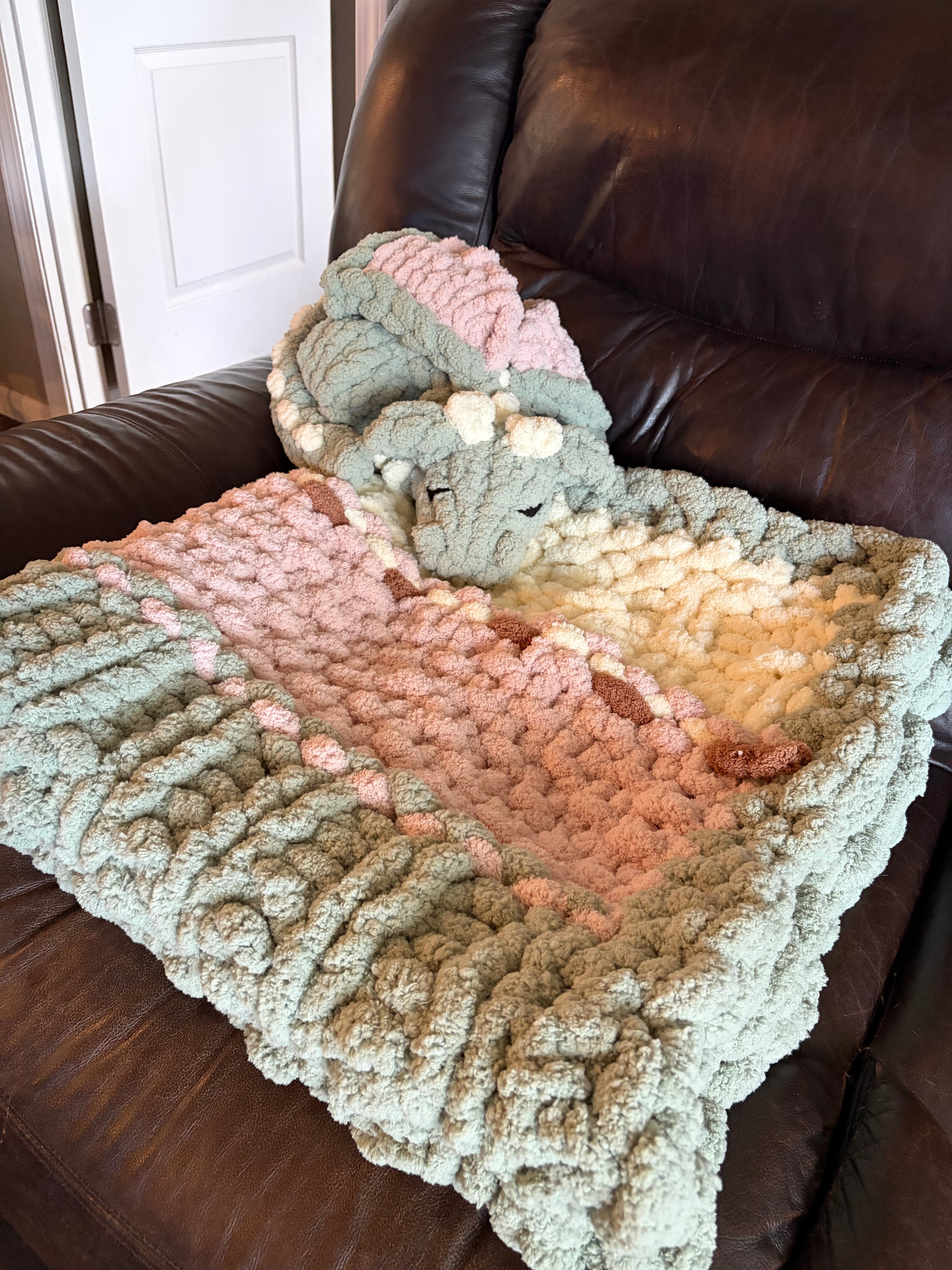 Sleeping Dragon Hand Knitting Pattern + Full Video Tutorial | Intermediate Chunky Yarn Stuffie