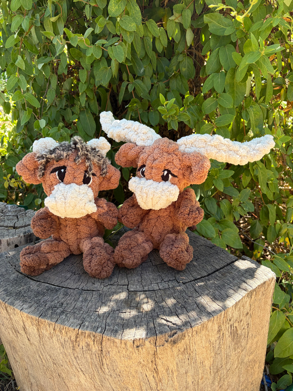 Mini Highland Cow Plush Pattern | Intermediate Hand-Knit Chunky Yarn Animal | DIY Stuffed Cow Tutorial