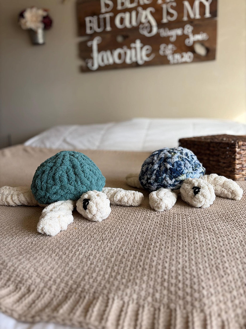 Chunky Knit Baby Sea Turtle Pattern | Hand Knit Plush Stuffed Animal (PDF + Video Tutorial)
