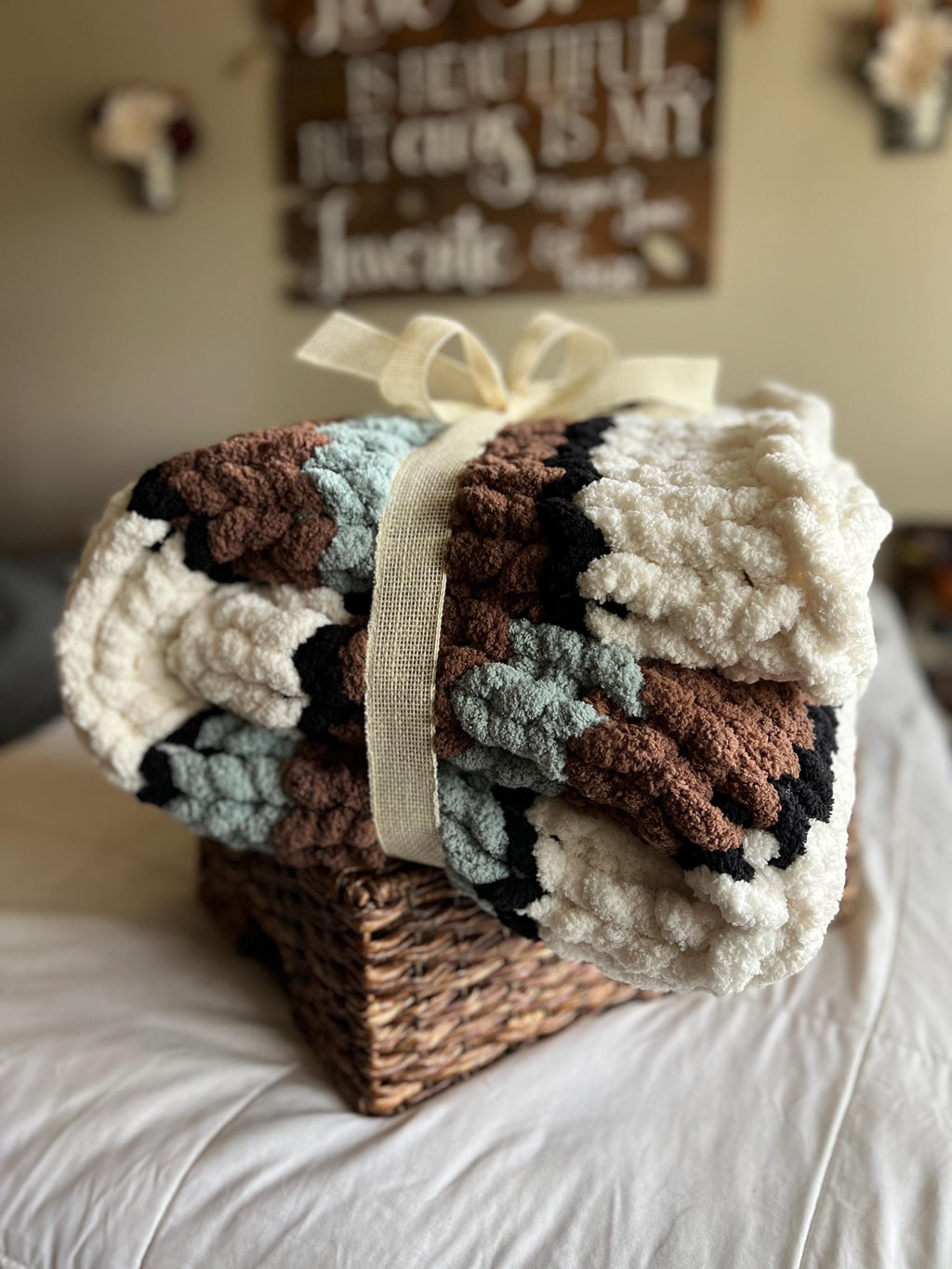 Chunky Knit Blanket Pattern – Western Flare Hand Knit Throw 40x60| Digital Download