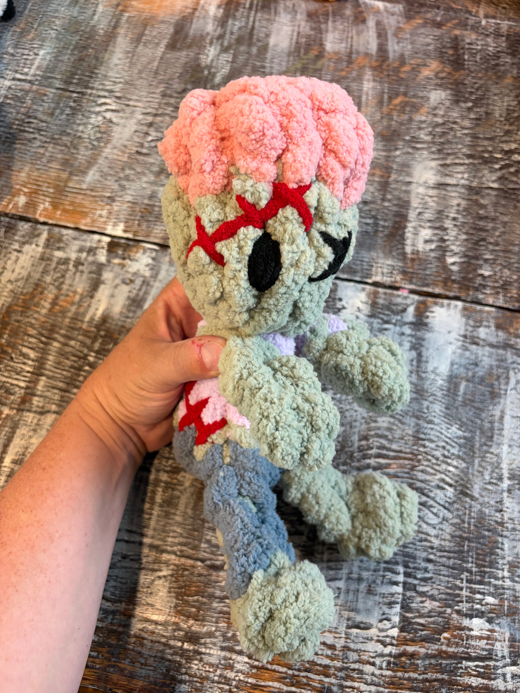 Nibbles the Chunky Zombie Pattern + Video Tutorial | Advanced Hand Knit Halloween Stuffie | Teeny Chunky Ghoul Pals