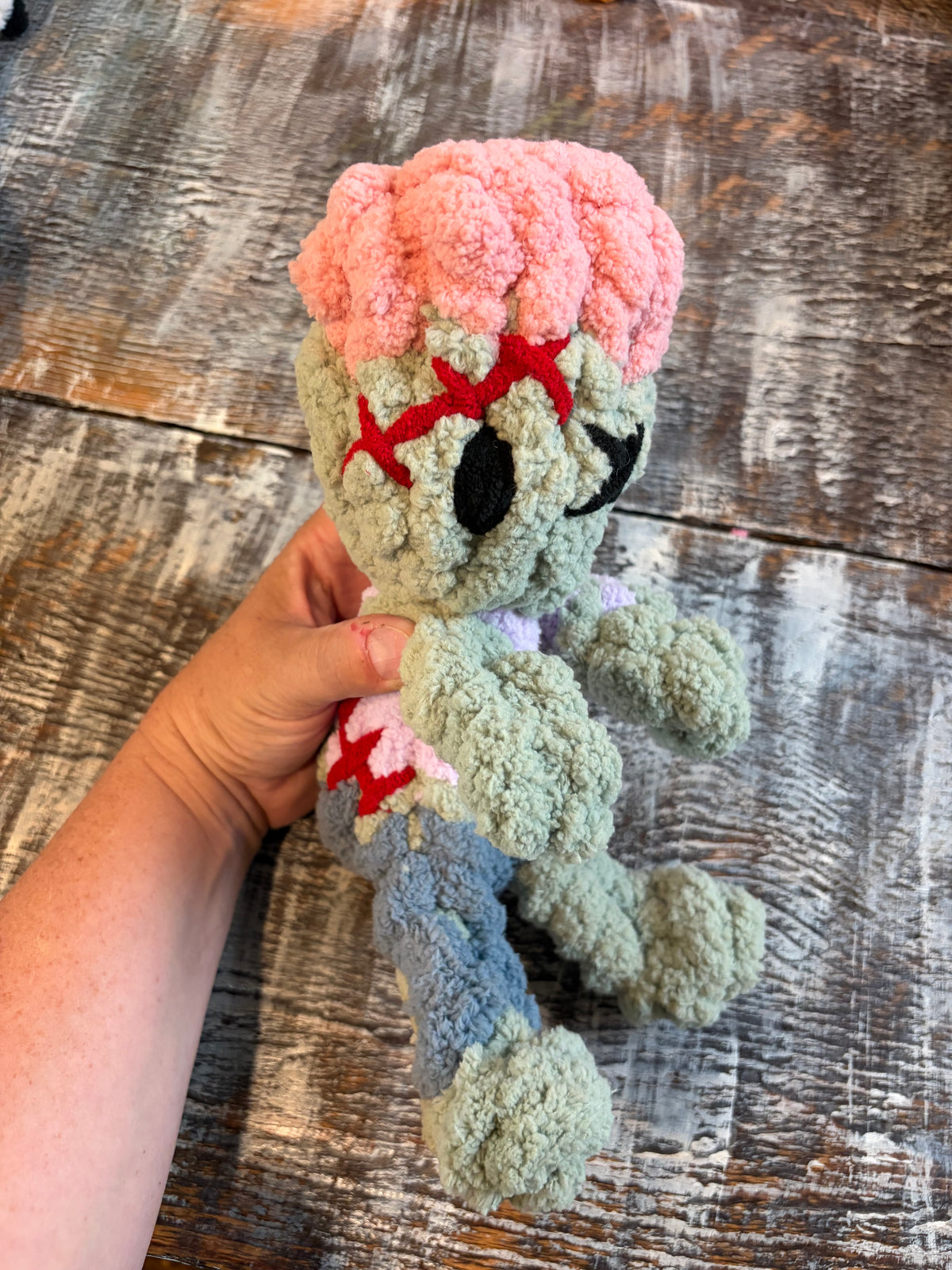 Nibbles the Chunky Zombie Pattern + Video Tutorial | Advanced Hand Knit Halloween Stuffie | Teeny Chunky Ghoul Pals