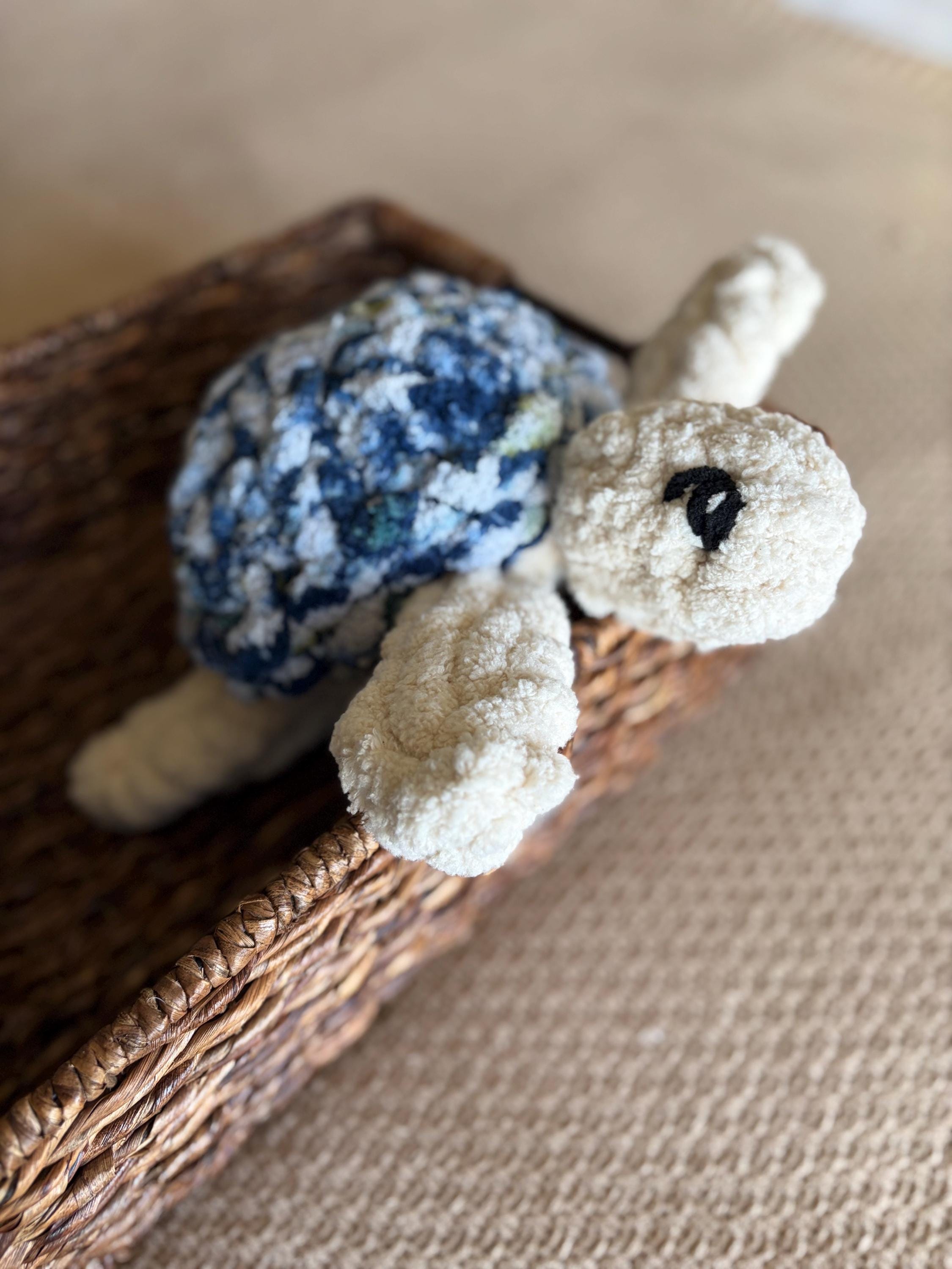 Chunky Knit Baby Sea Turtle Pattern | Hand Knit Plush Stuffed Animal (PDF + Video Tutorial)